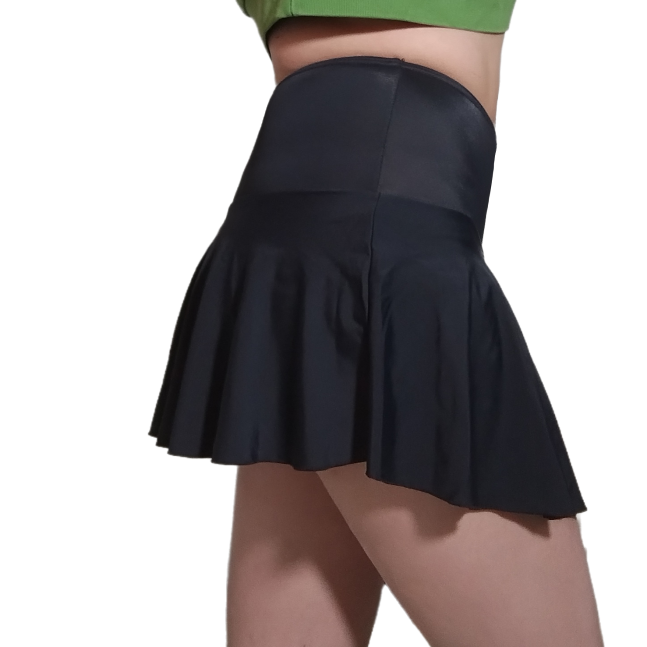 Swim skirt black model